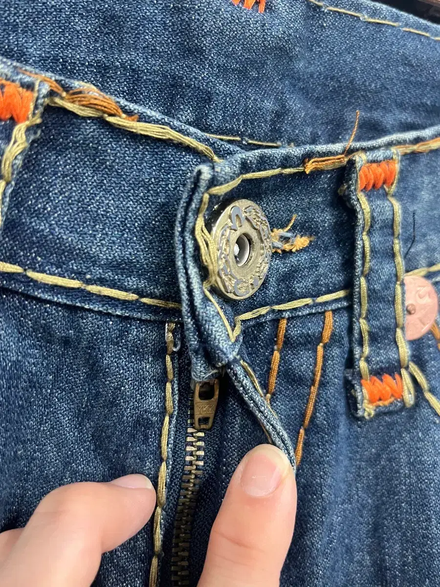 thumbnail-4